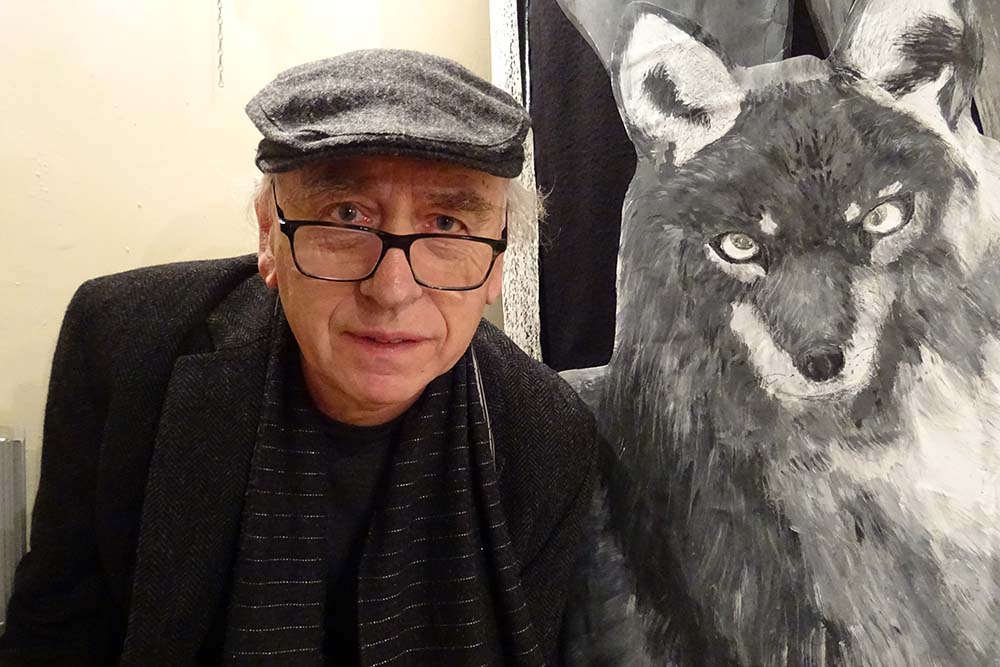 Jochen Hering mit Wolf