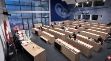Nur eine Handvoll Journalisten war an Cassis‘ Kritik an der Neutralitätsinitiative inter4essiert.